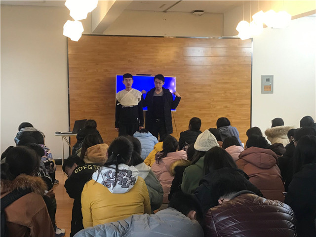 【社团快讯】知识暖人心 冬日暖阳情——大学生红十字会开展急救知识培训活动
