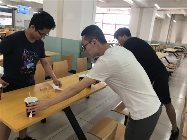 【完满班级】树立道德新风 弘扬时代正气——大数据学院、信息工程学院计科1501班完满班级活动（二）