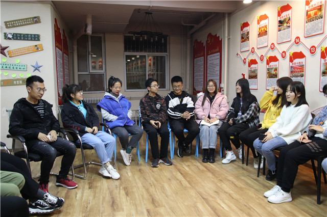 展现记者风采 传递校媒能量——大数据学院、信息工程学院记者交流座谈会