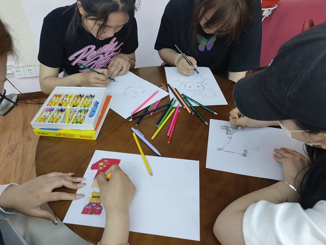 【社团快讯】绘诗情画意 惟妙惟肖——笔舞青春第15期:520感恩活动