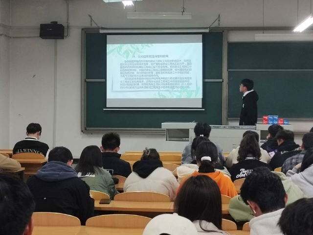 “芯”随你动 智享未来——“智”汇科技 “创”享完满“AI”理论进阶计划