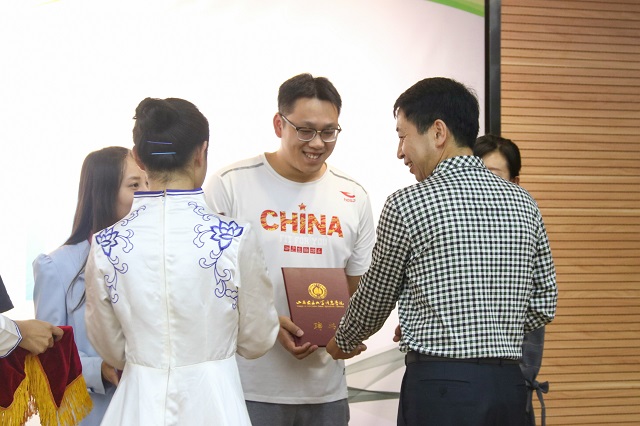凝共识 促发展——学生社团指导老师见面会顺利召开