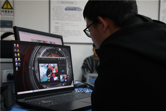 品味文字内涵 感受色彩魅力——e路同行科技文化蓝海行动计划之第三届“争做完满宣传人”技能大赛