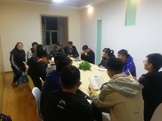 【完满班级】万千世界，书中自有——远景1801班完满班级活动