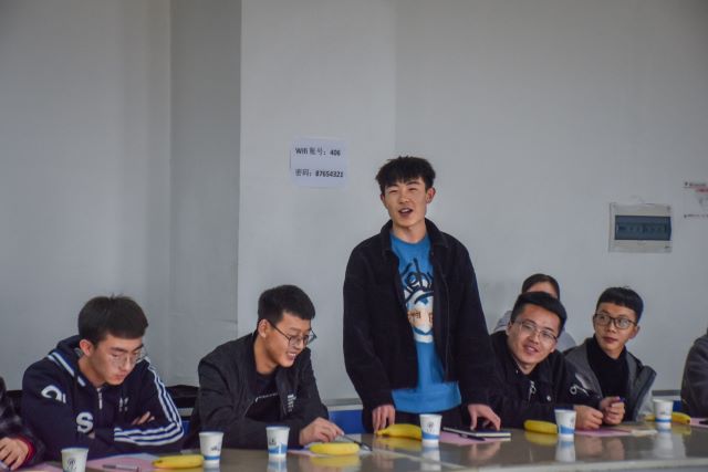 共享与表达 选择一场灵魂的修炼——记大数据学院、信息工程学院完满教育座谈会