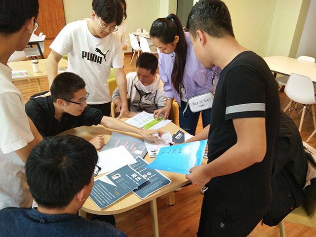 【完满班级】简自我风采 历职场未来——艺术传媒学院视觉1501班“简历大赛”完满班级活动