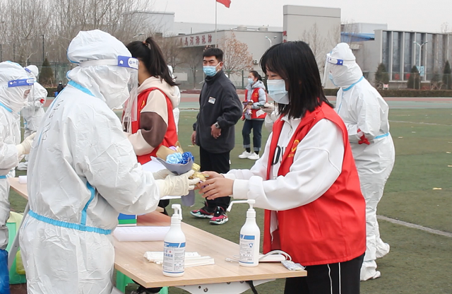 【青春雷锋月】春分三月送温暖 雷锋精神永流传——食品与环境学院雷锋月活动