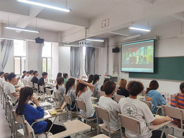 【完满班级】学为人师 行为世范——艺术传媒学院环设2003班完满班级活动