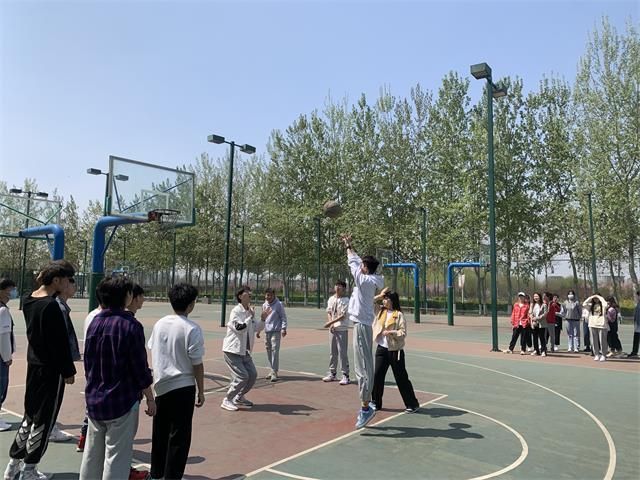 【完满班级】竞技比赛 激情四射——艺术传媒学院动画1902班举办灌篮比赛活动