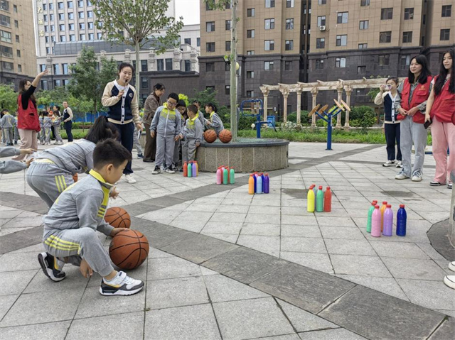 情暖“六一” 与爱“童”行——淬炼·国际商学院志愿者助力金色摇篮幼儿园“六一”特别活动