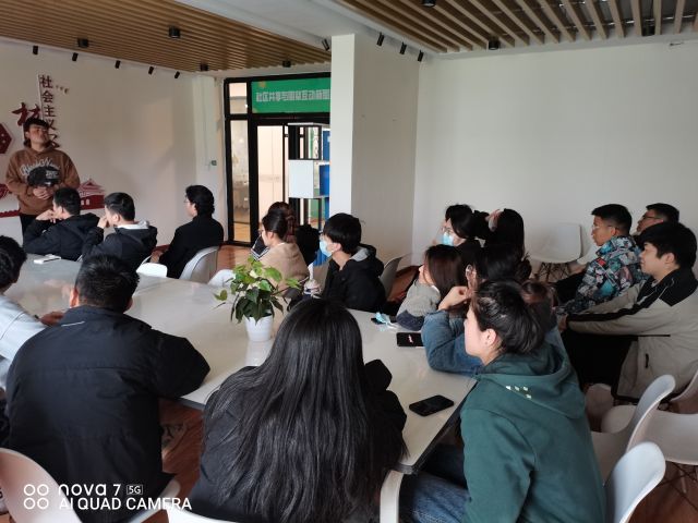 【完满团支部】邂逅观影 共度美好生活——食品与环境学院生技2002班完满团支部活动