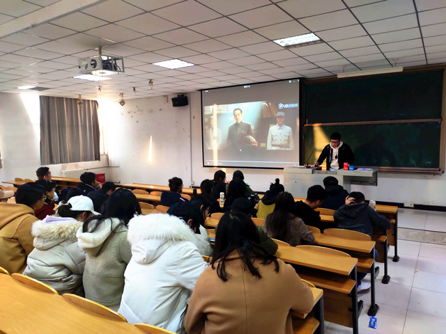 【完满班级】红色岁月抒情怀 欢声笑语展梦想——经济与管理学院十一月完满班级活动纪实（九）