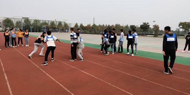 【完满班级】励志赢成功 比拼扬梦想——计科1803“勇往直前 体味人生”活动