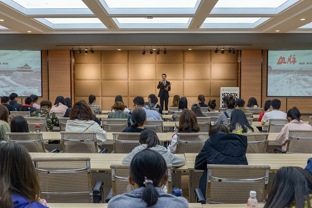 【缤纷百团】诵读经典 忆往昔峥嵘岁月——“新时代 新青年”主题故事会圆满落幕