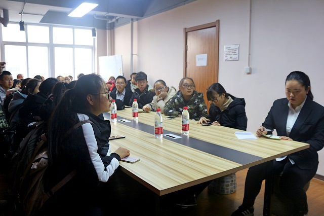【社团快讯】学长计划第56期:乐善有恒 大爱无疆——环科系“学长计划·百花讲堂”第56期