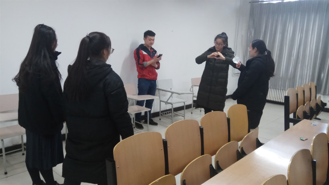 【完满班级】展现风采 靓出创新——外国语言文学系经贸1801班、涉外1801班12月完满班级活动