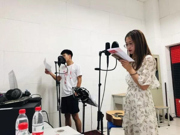 闪光的信院第239期:和信院所有的故事都是从景观大道开始