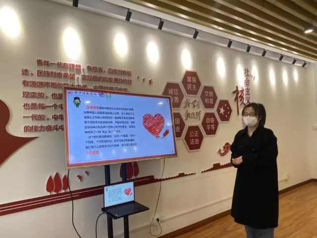 【完满团支部】传承雷锋精神 弘扬榜样力量——商务英语学院英语2003班完满团支部活动