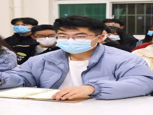 筚路蓝缕 砥砺奋进——经济与管理学院完满教育中期座谈会