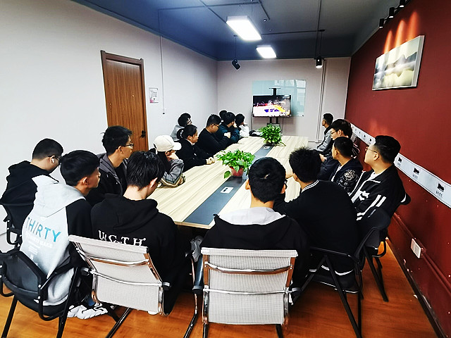 【完满班级】遨游篮球世界 领略运动之美——智能工程学院电气2004班完满班级活动