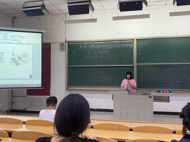 【辅导员说完满】摒弃躺平 昂首前行——大数据学院、信息工程学院2021级辅导员说完满活动