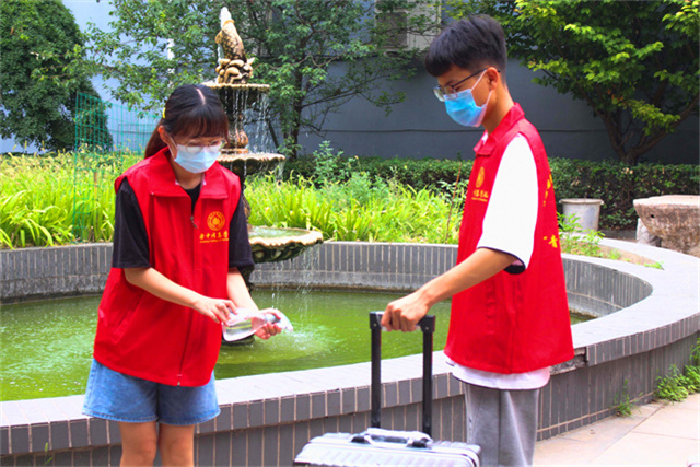 【三下乡】芳华待灼 砥砺深耕 赴约“鹏飞”共谈商话——淬炼·国际商学院青年益行发展成就观察团