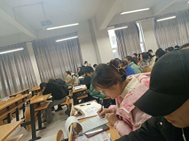 【完满班级】理想现实奋进 研必行行必果——食品与环境学院动医1903班完满班级活动