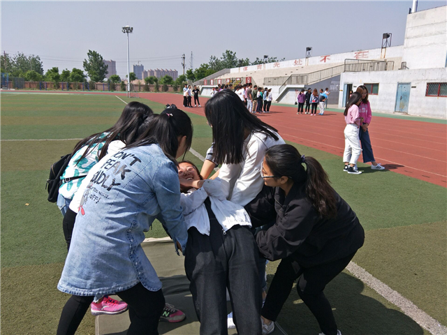 【完满班级】敞开心扉 你我同行——淬炼商学院五月完满班级主题活动(九)