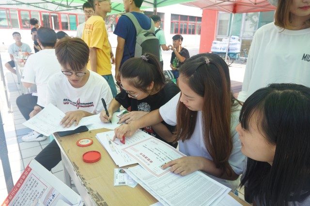 【迎新纪实】九月信院开学季 枝繁叶茂注新叶——大数据学院、信息工程学院开展新学年迎新工作