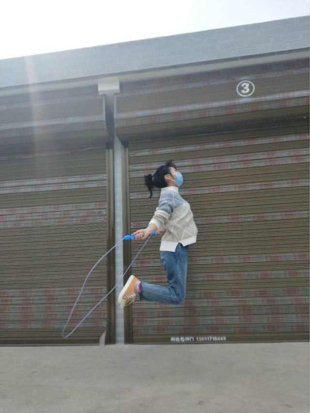 首届“阳光杯”线上跳绳大赛:居家跳绳 运动身心