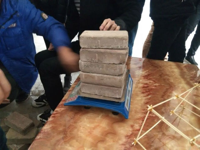 信息工程系第三届筷子创意称重比赛